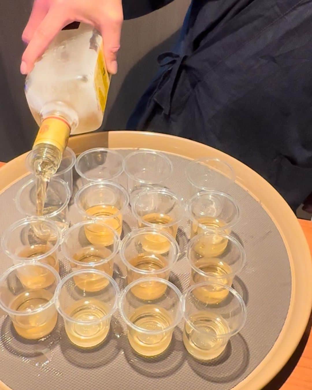 大江光さんのインスタグラム写真 - (大江光Instagram)「8月前半→→→  よく飲んでよく食べて、 たくさん遊んでもらいましたっ  #8月 #北海道の夏 #旭川  #スノーボード女子 #スノボ女子」9月3日 21時14分 - hikaru3.83
