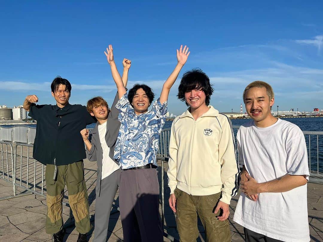 長島涼平のインスタグラム：「石崎ひゅーいバンドでフェス！ ありがとうございましたー！楽しかった！！  #石崎ひゅーい #苫小牧 #TOMAKOMAIMIRAIFEST2023」