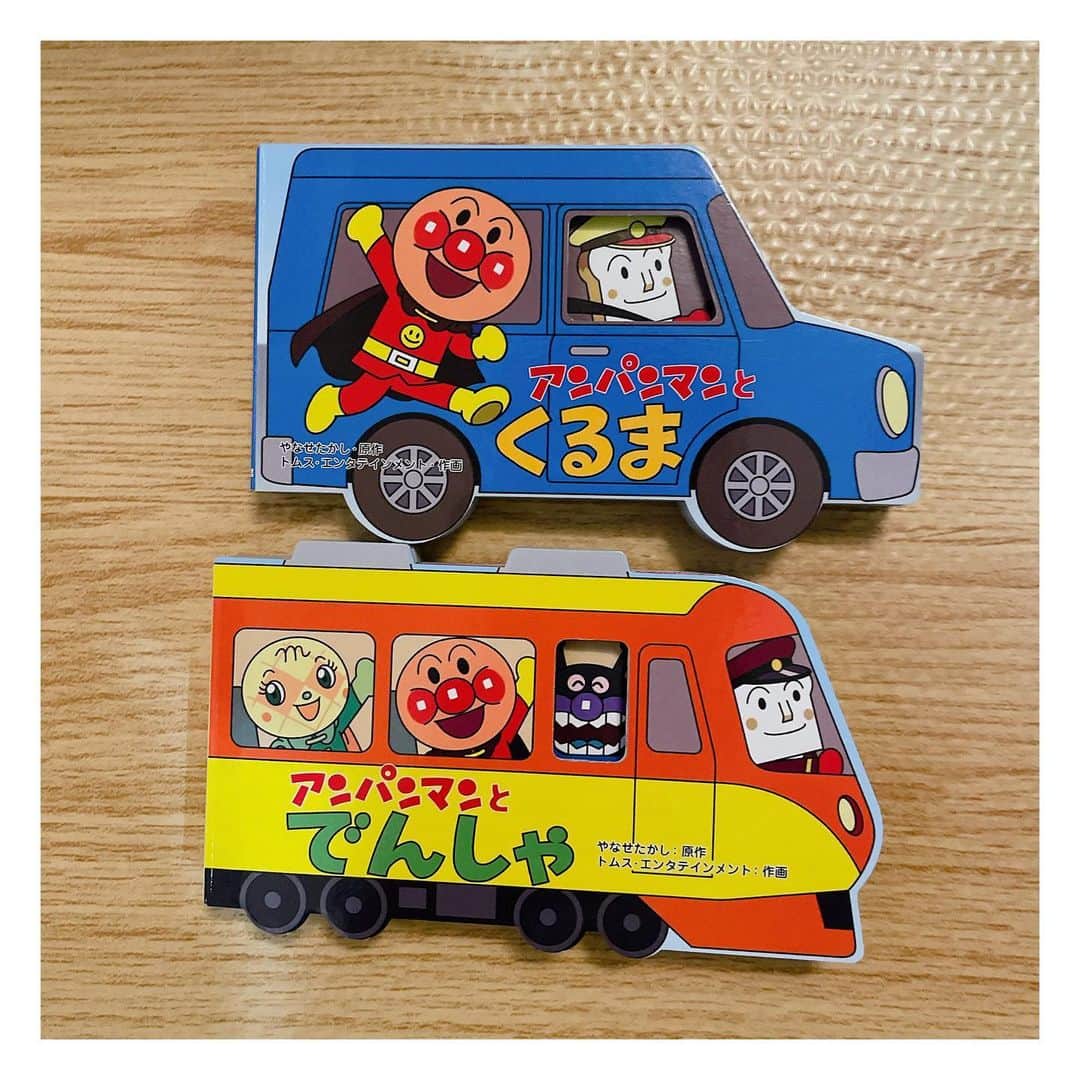 駒場孝のインスタグラム：「トミカグッズに続いてアンパンマン絵本の差し入れ✨  仕上がってる👨  ありがとうございます！！」