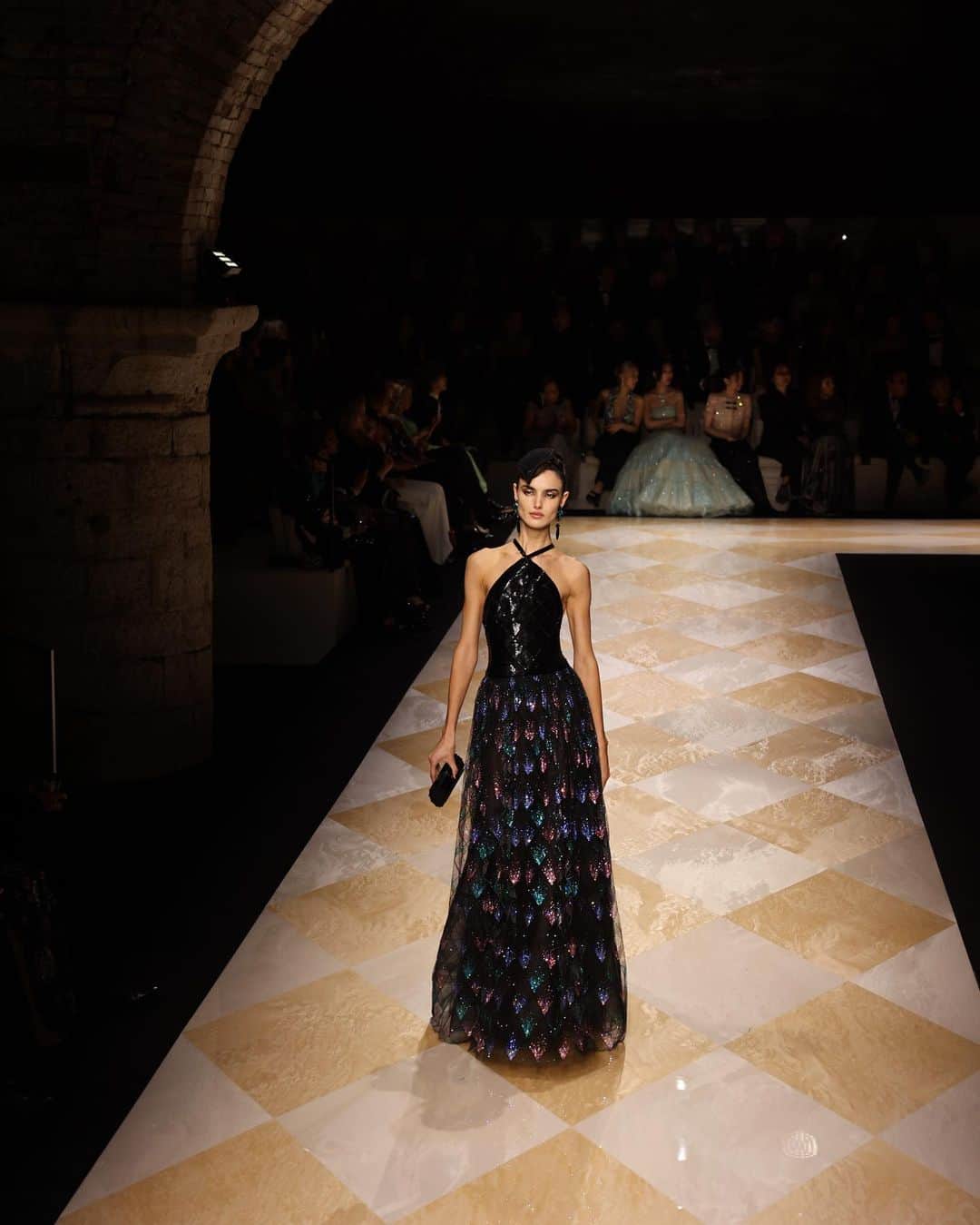 のインスタグラム：「@giorgioarmani una notte speciale 🖤」