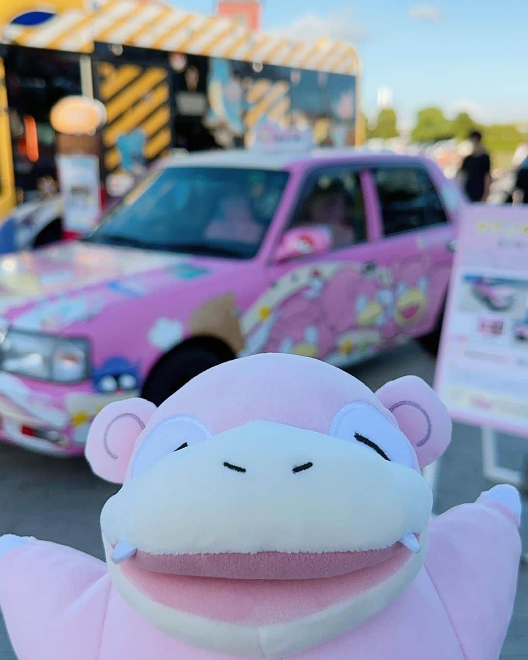 諸星みゆさんのインスタグラム写真 - (諸星みゆInstagram)「💙💜❤️🧡💖💛💚 ⁡ 大好きなヤドンのタクシー🚕 ⁡ この前、ヤドン県に行った時は 出会えなかったからめっちゃ嬉しい🫣💗 ⁡ 私のヤドン様は ポケモンスリープのねむねむなヤドン様💗 最近はこの子がいないとなかなか寝付けないから めっちゃ大事な相棒〜(*>ω<)ω<*)💕💕 ⁡ ⁡ ┈┈┈┈┈┈┈┈┈┈┈┈┈┈┈┈┈┈┈┈ ⁡ 📍赤レンガ倉庫 ⁡ ┈┈┈┈┈┈┈┈┈┈┈┈┈┈┈┈┈┈┈┈ ⁡ ⁡ #赤レンガ倉庫  #桜木町  #みなとみらい #ポケモン  #ポケスタグラム  #ポケジェニック #フォトジェニック #ポケモンwcs  #ポケモン #ヤドン #ピカスタグラム #ポケスタグラム #ポケモンだいすきクラブ #ポケモン好きと繋がりたい  #wcs2023 #wcs  #pokemon #pokemonworldchampionships  #pokestagram #pikachu #pikastagram #pokemonfan #pokemoncommunity #pokemonplush #pokemoncollectors #pokemoncollections #pokemonwcs#pokemonwcs2023 #pokegenicyokohama #pokemonworld#pokemonworlds #pokegenic」9月3日 22時09分 - miyucheese.ig