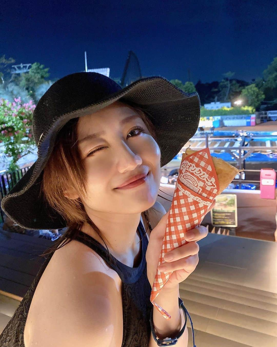 久代梨奈さんのインスタグラム写真 - (久代梨奈Instagram)「クレープ美味しかった🌯💜  #マリオンクレープ #よみうりランド  #よみうりランドプール」9月3日 22時27分 - rina.kushiro_official