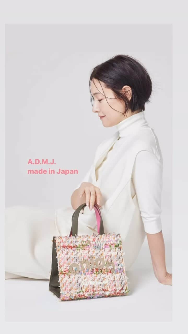 A.D.M.J.co.,Ltdのインスタグラム：「#admj #admjofficial #bag #madeinjapan #エーディーエムジェイ  #バッグ　#バッグの中身」