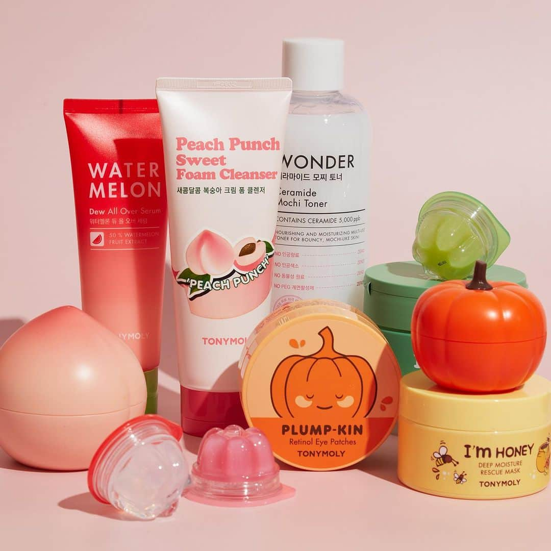 TONYMOLY USA Officialのインスタグラム：「What are you picking up from our Labor day sale? Stock up on your faves 20% off now with code LABORDAY on tonymoly.us #xoxoTM #TONYMOLYnMe 🛍️✨」