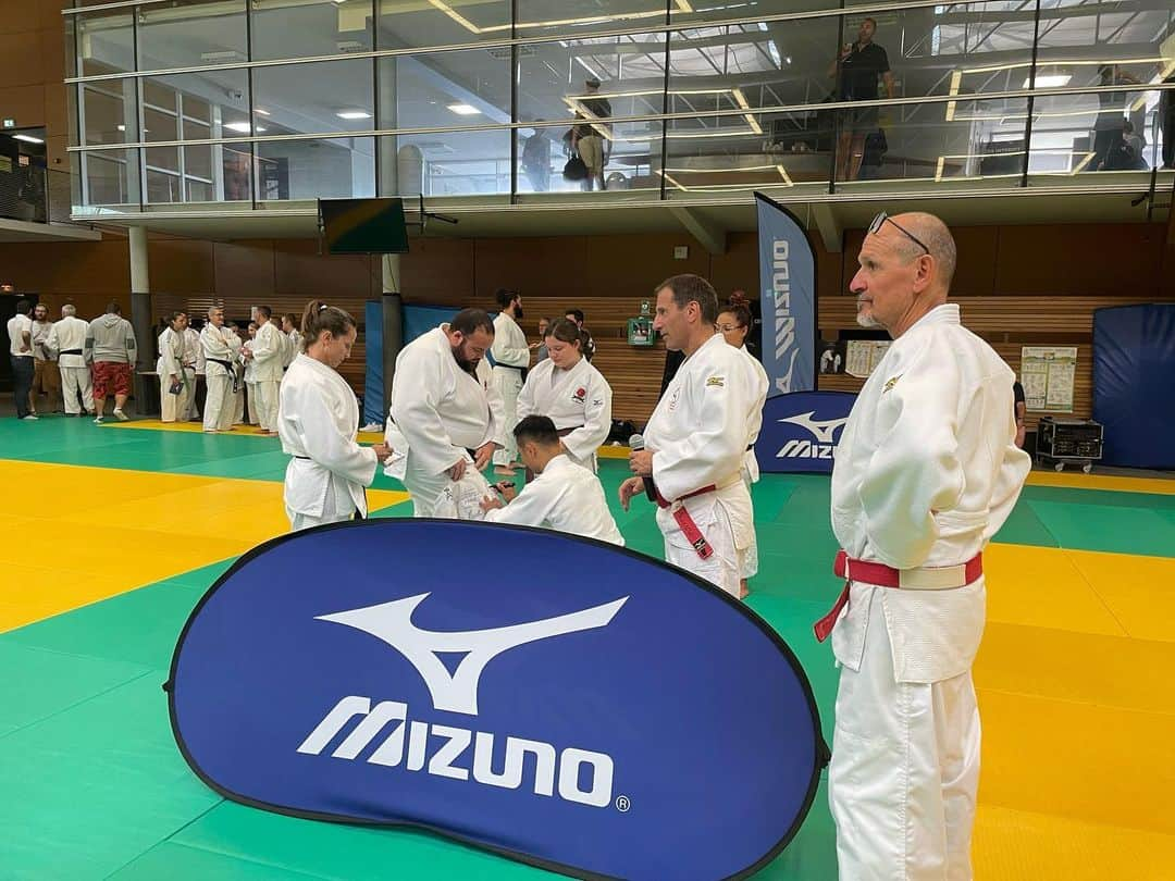 海老沼匡さんのインスタグラム写真 - (海老沼匡Instagram)「Stage Mizuno in Toulouse and Bordeaux 🥋🇫🇷  #Judo #Mizuno #Toulouse #Bordeaux🍷  merci🇫🇷  @mizunojudo  1-3th September」9月4日 0時32分 - masashi_ebinuma