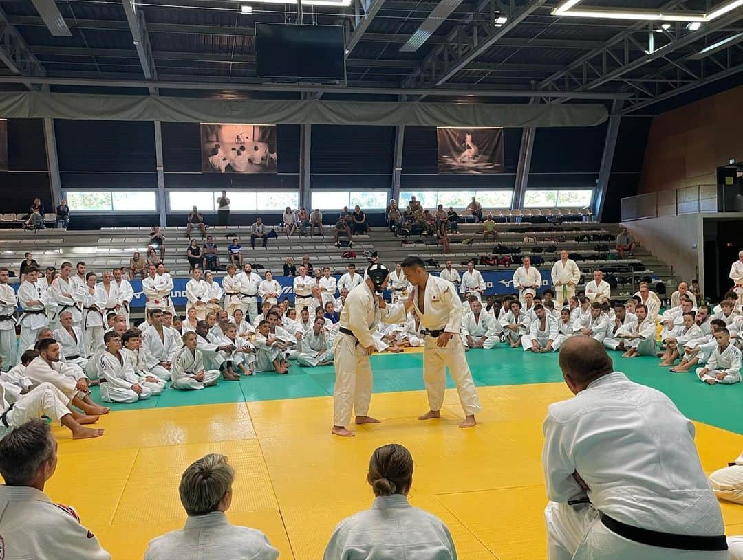 海老沼匡さんのインスタグラム写真 - (海老沼匡Instagram)「Stage Mizuno in Toulouse and Bordeaux 🥋🇫🇷  #Judo #Mizuno #Toulouse #Bordeaux🍷  merci🇫🇷  @mizunojudo  1-3th September」9月4日 0時32分 - masashi_ebinuma