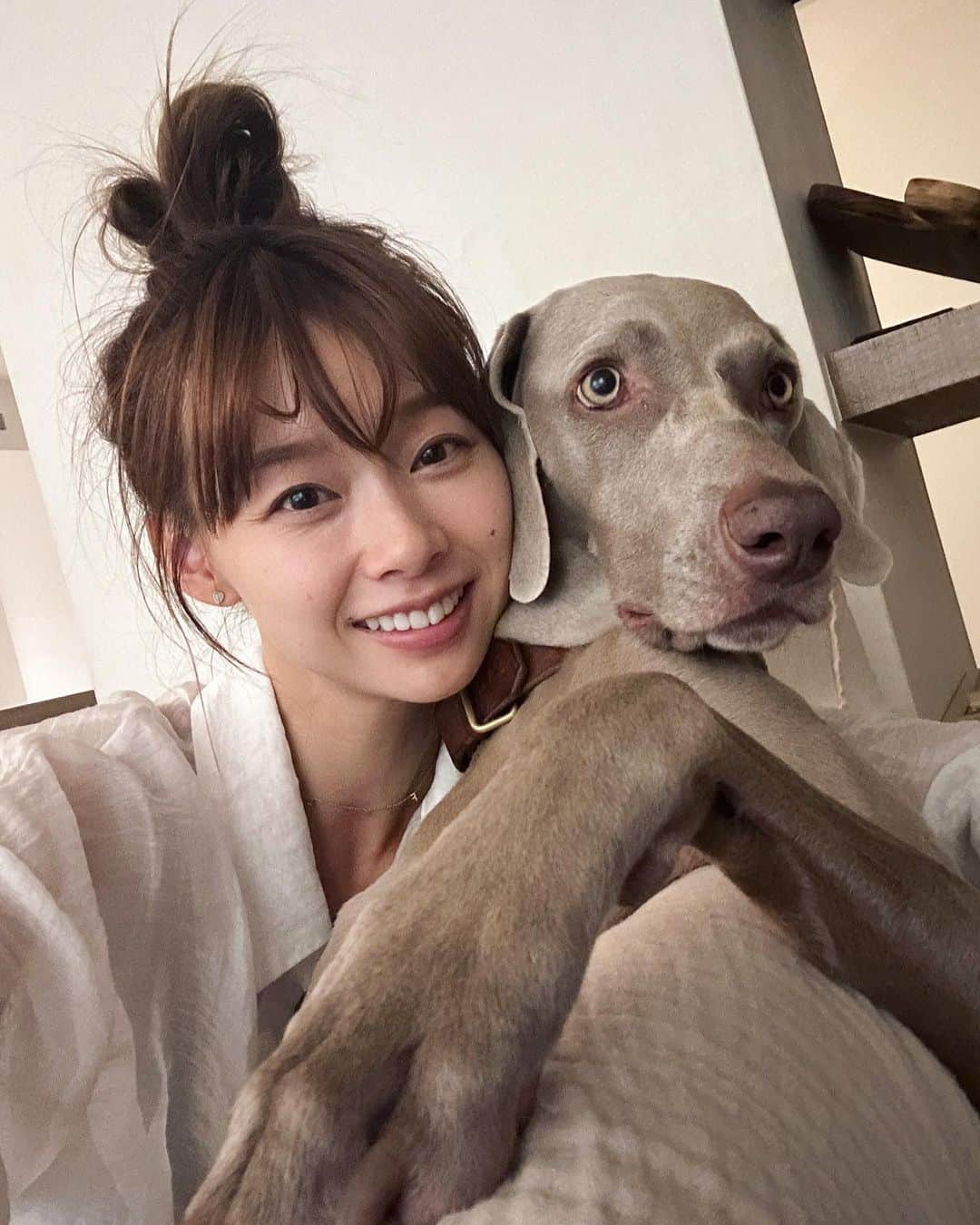 吳斐莉のインスタグラム：「今年夾出了第二隻水蛭⋯ 女人妳就這麼寂寞嗎？ 一直給我偷養水蛭在鼻子  我現在真的好會夾😂 也不會尖叫了 歡迎以後大家有需要來找我夾🙂」