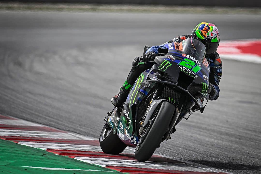 YamahaMotoGPさんのインスタグラム写真 - (YamahaMotoGPInstagram)「💬 @frankymorbido, Catalan GP - Race Result - 14th:  "I was expecting worse. At the restart, I saw that almost everybody had new tyres and we didn’t, so I knew already that that was going to be it. I had much less potential than everybody else, but I tried to do the maximum. I arrived close to Marc Marquez, but ultimately it was a race in which I couldn’t push as much as I wanted to."  #MonsterYamaha | #MotoGP | #CatalanGP」9月4日 1時18分 - yamahamotogp