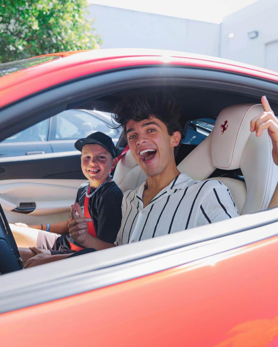 Brent Riveraのインスタグラム：「Had the pleasure of spending the day with Spencer through Make A Wish😊 he was born with Cystic Fibrosis but his dream is to be a YouTuber and raise awareness for the disease❤️」