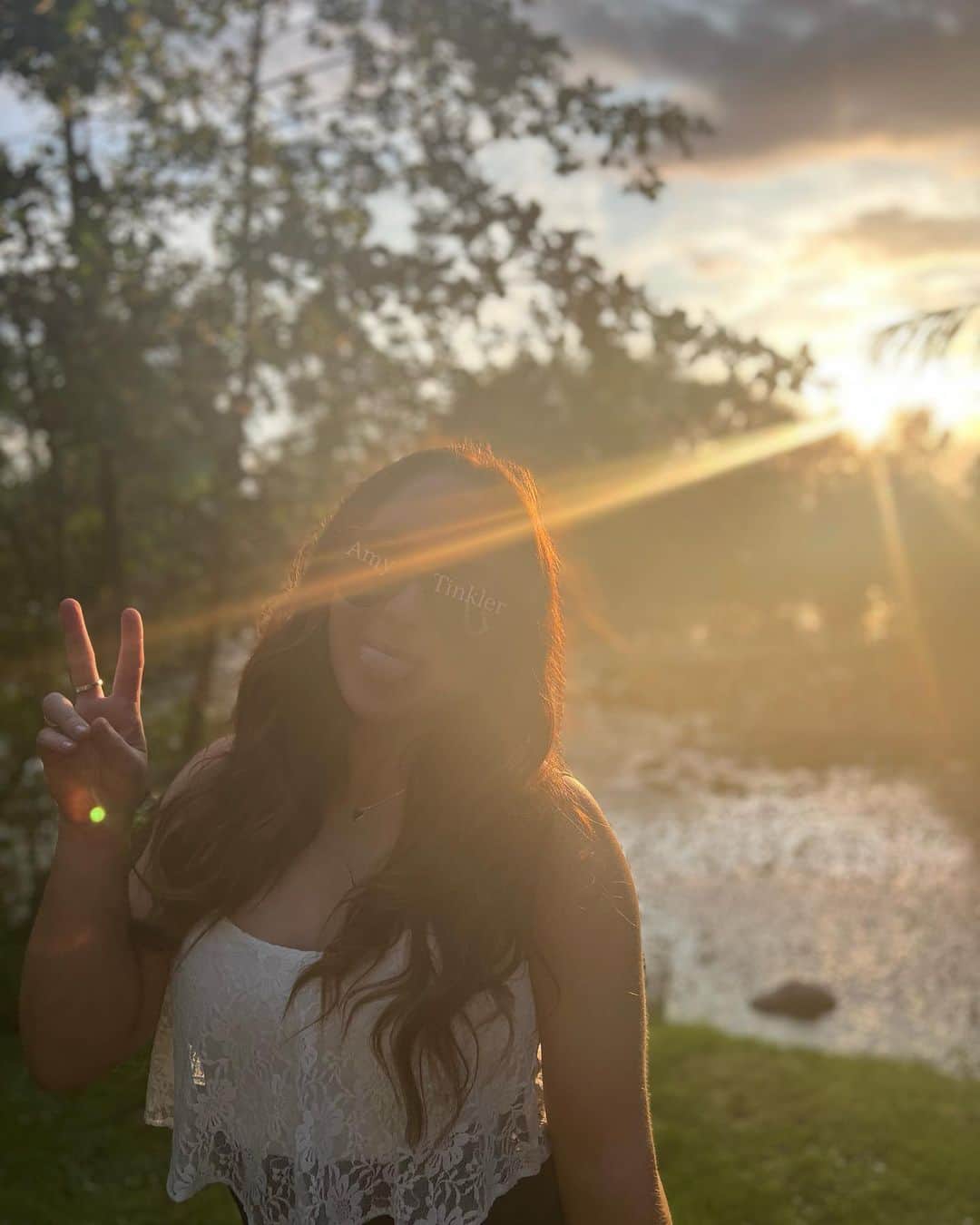 エイミー・ティンクラーのインスタグラム：「Summer recap before I go back to reality tomorrow 🥲」