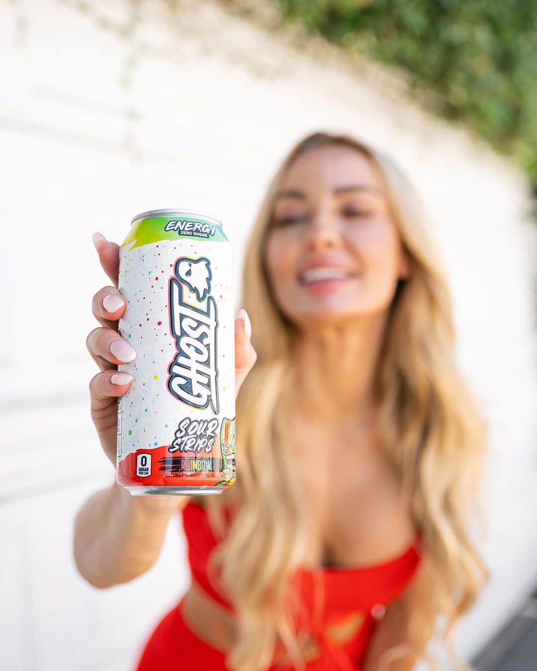BROOKE EVERSさんのインスタグラム写真 - (BROOKE EVERSInstagram)「@ghostenergy x @sourstrips 🤯 can it get any better!!!!! 🌈 @ghostlifestyle code: BROOKEEVERS」9月4日 3時40分 - brookeevers