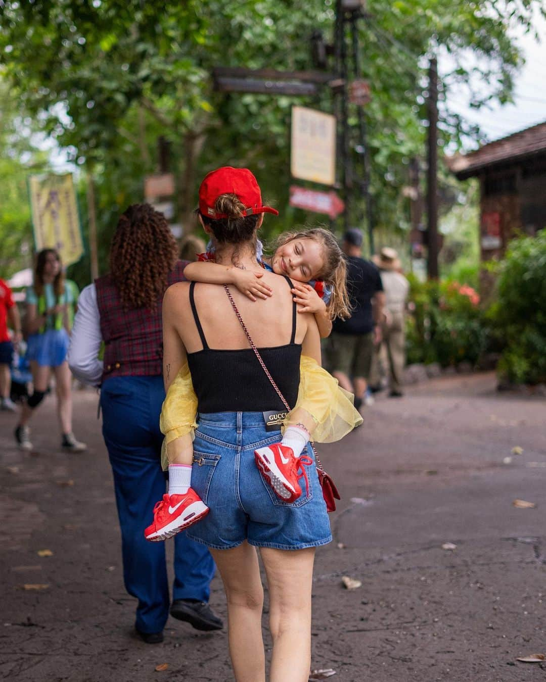 Chay Suedeさんのインスタグラム写真 - (Chay SuedeInstagram)「A gente já tá com saudade.   @disneyworld.brasil   💘」9月4日 9時28分 - chay