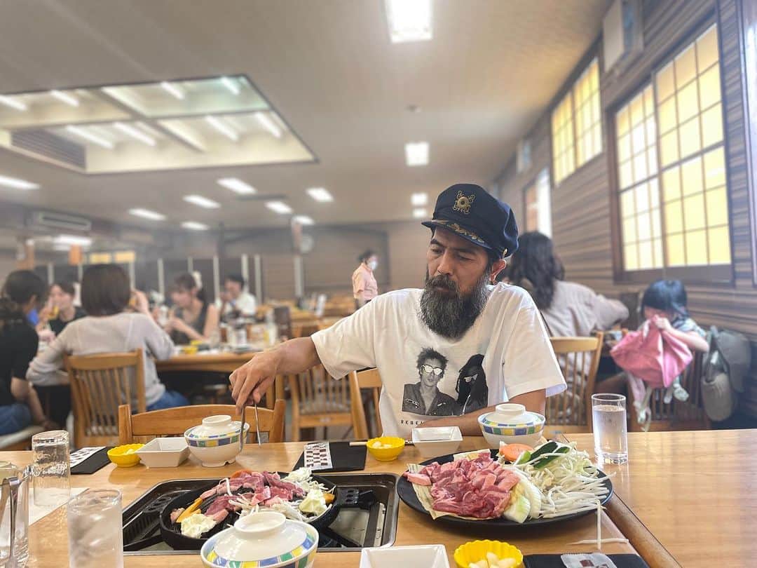 川辺ヒロシのインスタグラム：「岡山真庭市蒜山で行われた 第1回ひるぜん夏恋祭りでDJ 仕切りは安定の @yebisu_ya_pro キャプテン&丹正君の2人組 前夜は @bar_yebisuya で @fastverykef とDJ！ お世話になりました〜 鹿児島から真庭市に移住して実家の旅館横に @sunca.okayama を出した横山君のお店も行けた。最高のお店で近所の方々が羨ましい。 次回は滞在してゆっくり県北を廻りたい〜」