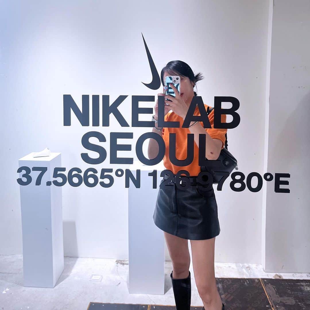 キム・イェウォンのインスタグラム：「<Reversion: 회귀>  #nikelabseoul #ispalinkaxis」