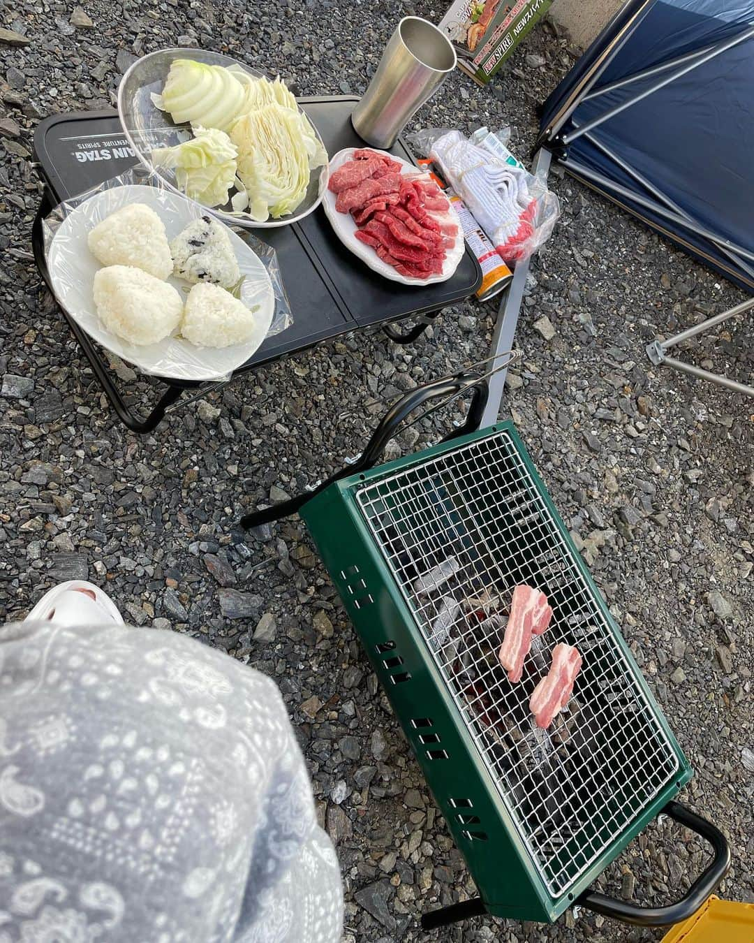 一井悠理さんのインスタグラム写真 - (一井悠理Instagram)「暑い中🌞+🕶=🥵 #bbq  今夜も又BBQかな！」9月4日 9時45分 - yuripoyo.1212