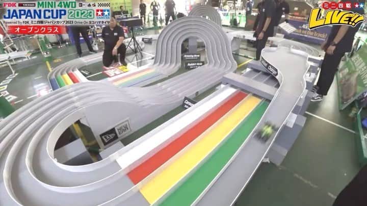 ミニ四駆のインスタグラム：「. 【ミニ四駆 ジャパンカップ2023 掛川大会‪】‬ 🏁オープンクラス優勝決定戦  #ミニ四駆  #mini4wd  #tamiyamini4wd」