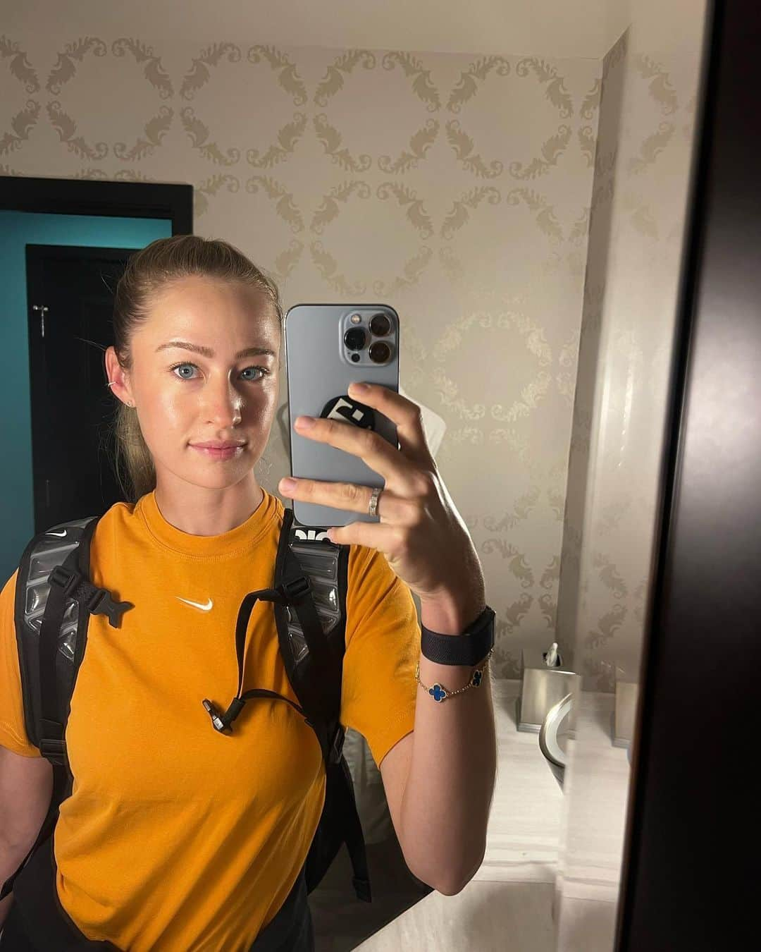 ネリー・コルダさんのインスタグラム写真 - (ネリー・コルダInstagram)「Snippets of 2 weeks on da road」9月4日 10時44分 - nellykorda