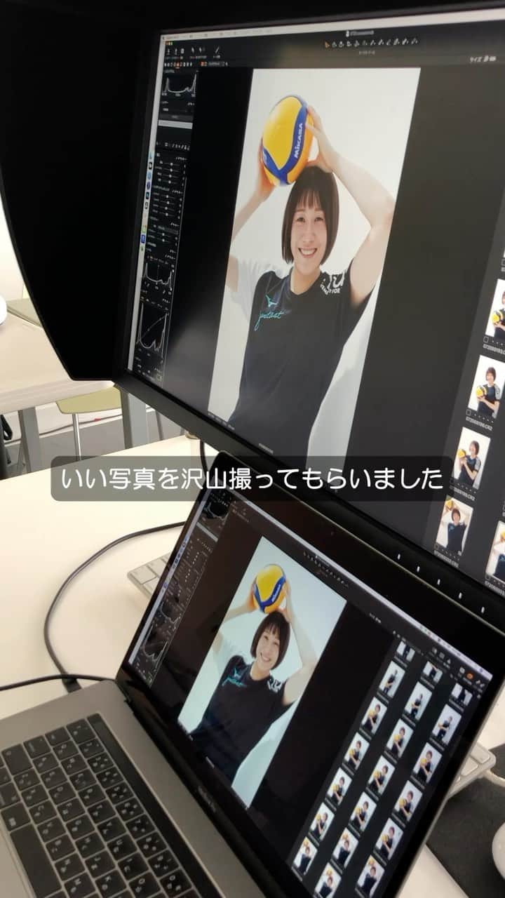 石川真佑のインスタグラム：「・ ＊ 8月30日発売のananにMY睡眠ルーティンを紹介しています📖 手に取って見ていただけると嬉しいです👀💓 ＊」