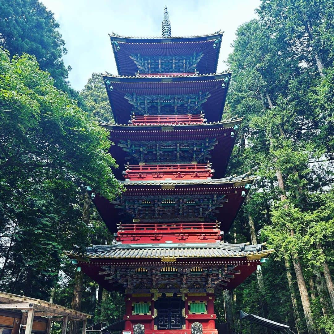 HiRAO INCさんのインスタグラム写真 - (HiRAO INCInstagram)「. 中禅寺湖畔は秋の気配 ぐっと涼しく、温泉日和 凛とした静寂が心地よいリッツ・カールトン日光は、噂通り、ホスピタリティーもコンテンツも素晴らしかった  水辺に佇むイタリア大使館の別荘の桟橋に憧れる」9月4日 10時56分 - kayokohirao