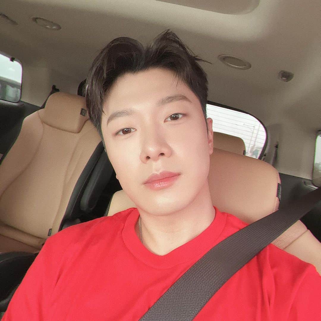 チェ・ミンファンのインスタグラム：「오늘도 화이팅!」