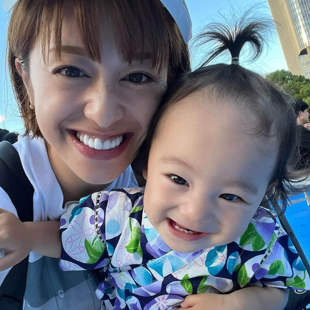 越智千恵子さんのインスタグラム写真 - (越智千恵子Instagram)「我が家の夏の思い出2023大賞は、日比谷公園で行われたスターウォーズ大盆踊り大会！帝国のマーチにのせて踊る盆踊り(2つ目の動画参照)に大人達は大興奮＆千ちゃんは唖然としていました笑笑 怖いよね〜😂  #夏の思い出#2023#盆踊り #日比谷公園#スターウォーズ#帝国のマーチ  #ダースベイダー#ストームトルーパー#アソーカ#センチャン」9月4日 10時59分 - chieko_0224