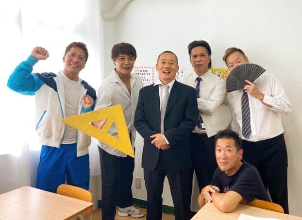 のインスタグラム：「みんな大好き志良玉さんを囲んで」