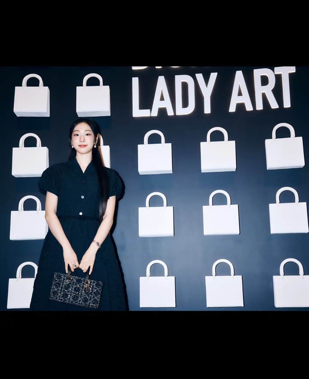 キム・ヨナさんのインスタグラム写真 - (キム・ヨナInstagram)「@Dior #Dior #LadyDior」9月4日 12時53分 - yunakim