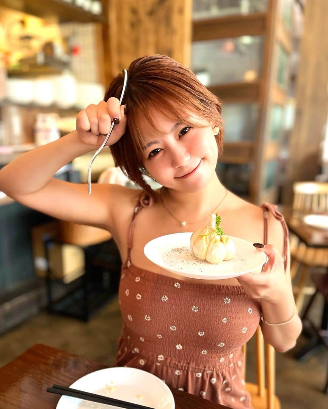 亜矢みつき（神谷充希）のグルメインスタ