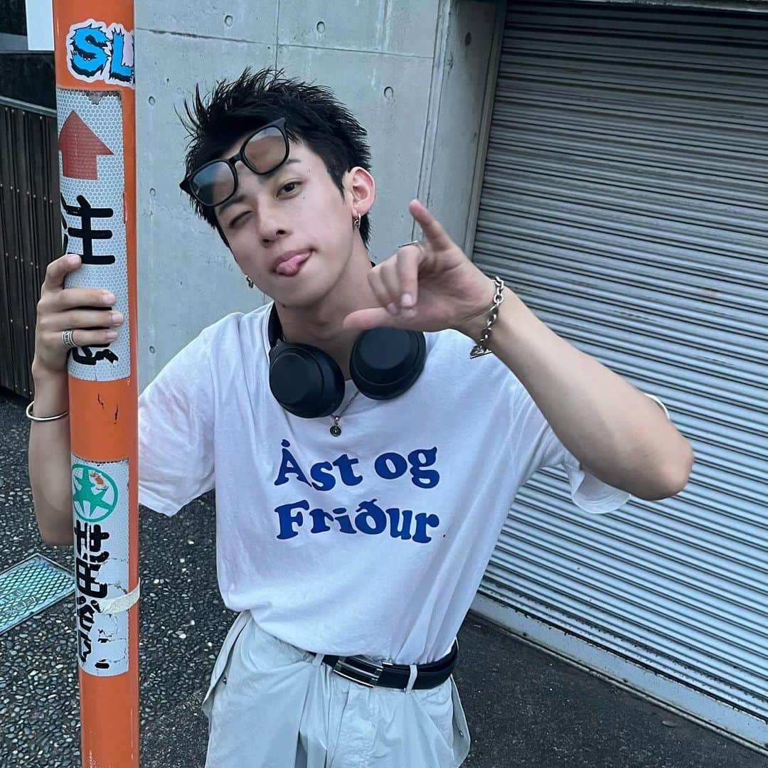 りゅうとのインスタグラム：「😜🍫  cutして、新しいちょこくんでもあり、懐かしいちょこくんでもあるよな〜 髪切ってから調子いいマビで 調子いいってか、イキってる✌️  #fyp #japan #asia #asian #model  #modellife #instagood  #followforfollowback  #follow #likesforlike #islam #snap  #photooftheday #nofilter #tbt #igers #picoftheday  #nature #swag #lifeisgood #caseofthemondays #instapic #instadaily #selfie   @iwaki.jin  thank you💇‍♀️」