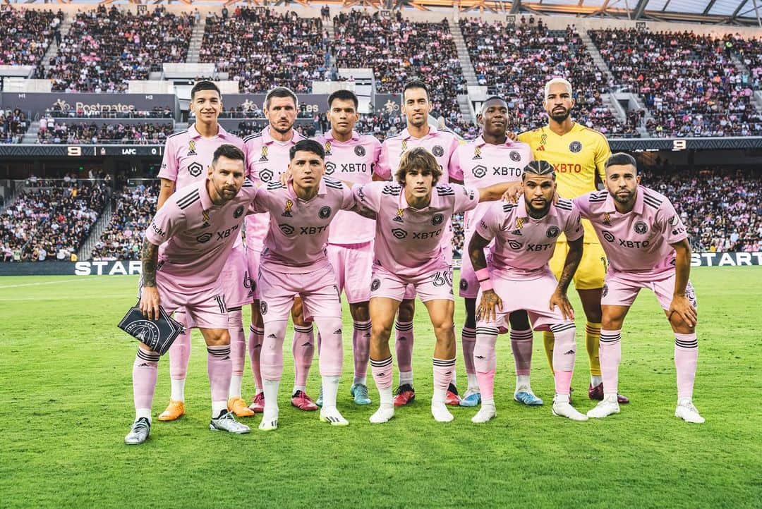 デアンドレ・イェドリンのインスタグラム：「An important win in LA! Step by step.. 🚶🏽‍♂️ @intermiamicf」