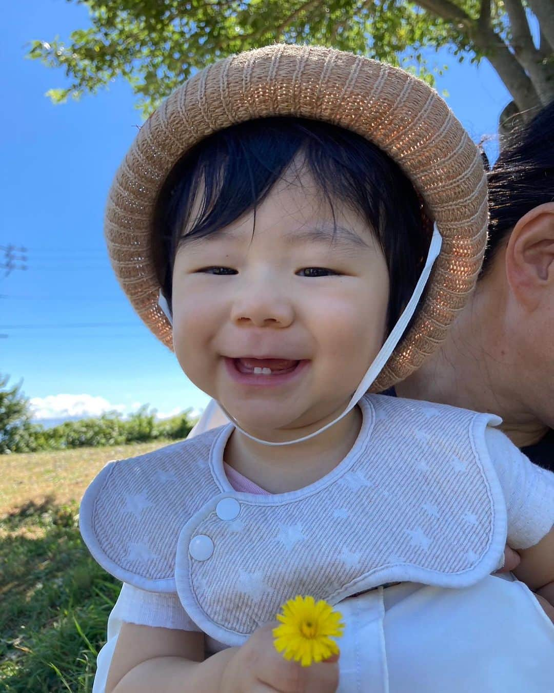 高谷惣亮さんのインスタグラム写真 - (高谷惣亮Instagram)「9/3 is a special day! Our little miracle, Ichika, is celebrating his 1st birthday 🎂🎉  In this incredible year, he has filled our lives with joy and love. His first smiles, first steps, first words - these moments have warmed our hearts.  His curiosity and laughter are a constant source of happiness for us. We're grateful to witness his growth and exploration of the world.  Ichika, we hope you continue to enjoy wonderful adventures in this world, surrounded by love and happiness. Let's keep growing together and cherishing new moments   #1stBirthday #ChildhoodAdventures」9月4日 15時29分 - sohsuketakatani