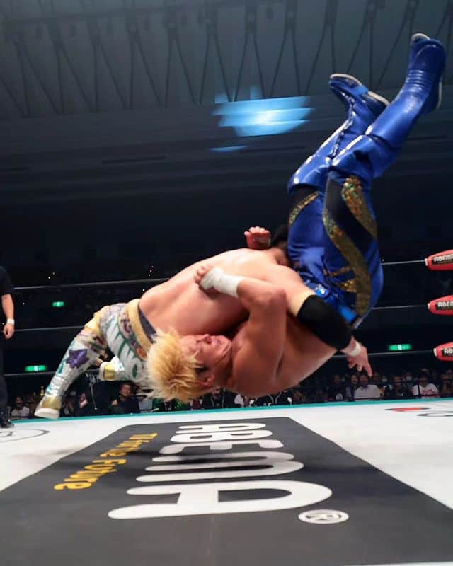 プロレスリング・ノアさんのインスタグラム写真 - (プロレスリング・ノアInstagram)「2023年9月3日 大阪・エディオンアリーナ大阪第1競技場 【ABEMA presents N-1 VICTORY 2023】  『N-1 VICTORY 2023』優勝決定戦は激闘の末に潮崎が拳王を粉砕。 NOAHと自身の思いを込め、エメラルドフロウジョン、ムーンサルトプレス... 念願のN-1初制覇。  ■見逃し配信はwrestleUNIVERSE‼️ 👀https://www.wrestle-universe.com/lives/aJFrwD93otA859f8suRCqh . . ■プロレスリング・ノア大会スケジュール・チケット詳細はこちら↓ https://www.noah.co.jp/schedule/ -詳しくはプロフィール画面に記載のURLからご覧ください- . 🔥NOAHを見るならWRESTLE UNIVERSE‼️🔥 . 🖥️【WRESTLE UNIVERSEはこちら】 👀https://www.wrestle-universe.com/ . . Hello to all Pro-Wrestling fans overseas!! WRESTLE UNIVERSE ,the leading wrestling video subscription site,Please register!! . ⏯️WRESTLE UNIVERSE is here!! 👀https://www.wrestle-universe.com/ . . . #noah_ghc #n12023 #プロレスリングノア #prowrestlingnoah #プロレス #prowrestler #prowrestling #ABEMA #wrestleUNIVERSE #プロレスフォト #instaprowrestling」9月4日 16時30分 - noah_ghc