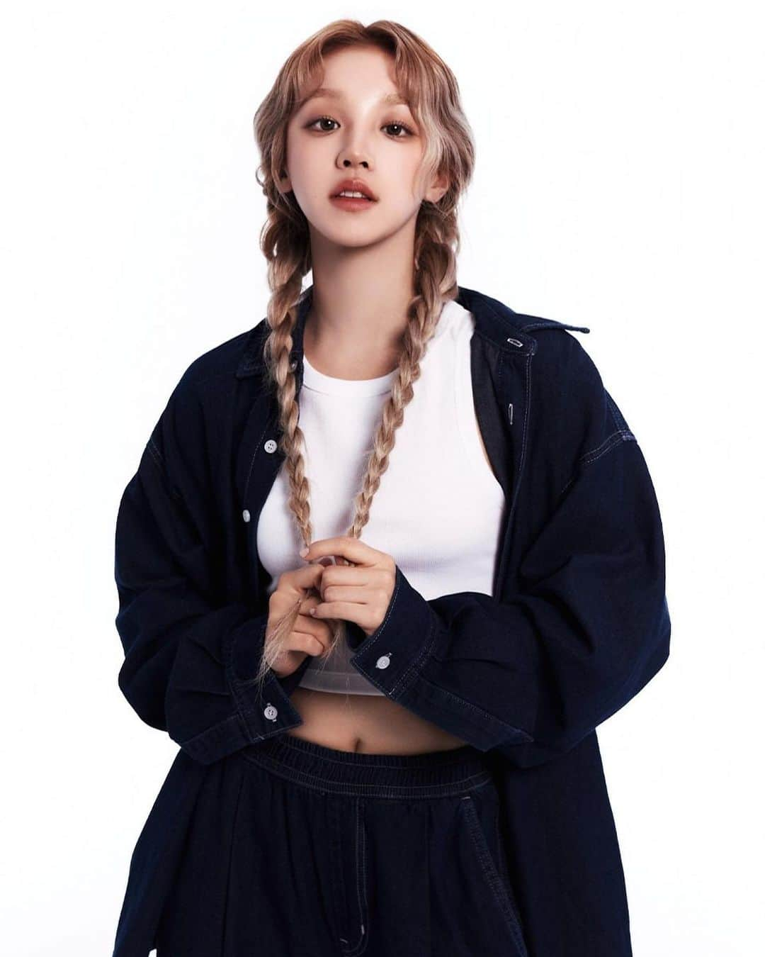 ウギさんのインスタグラム写真 - (ウギInstagram)「2023 F/W Collection X YUQI  #여자아이들 #G_I_DLE #GIDLE #우기 #YUQI」9月4日 16時48分 - gidle.yuqi