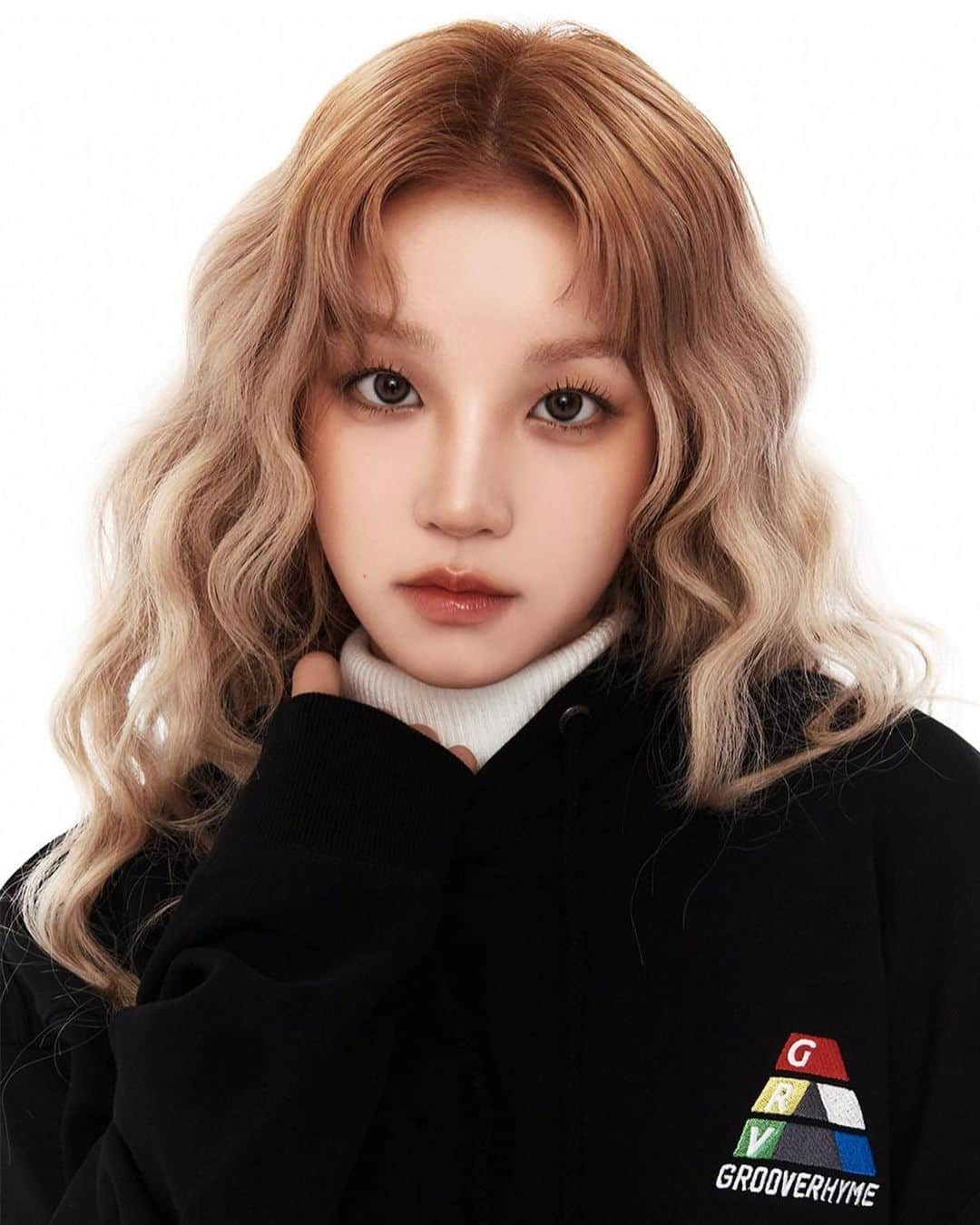 ウギさんのインスタグラム写真 - (ウギInstagram)「2023 F/W Collection X YUQI  #여자아이들 #G_I_DLE #GIDLE #우기 #YUQI」9月4日 16時48分 - gidle.yuqi