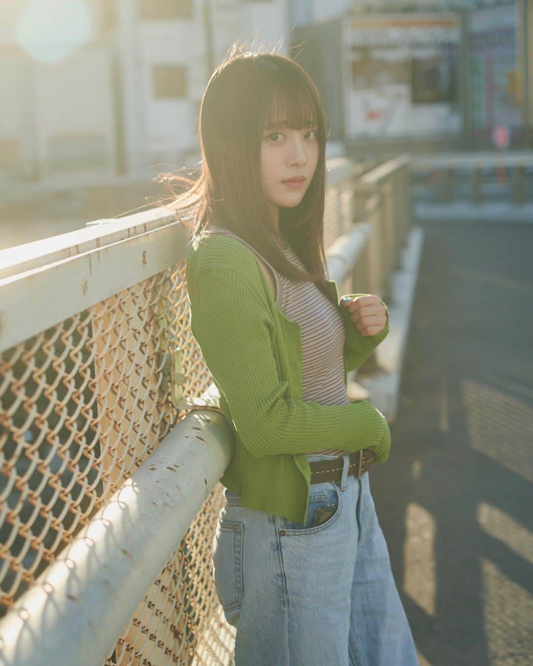 のインスタグラム：「秋に近づいてきた〜〜🍂 7.8月は遠征やフェス、たくさんのライブに遊びにきてくれた皆さんのおかげで最高の夏をおくれました☺︎ 今月も季節の変わり目を感じながらみんなと過ごしたいな💭 #photo #photography  #instagram #japan  #fyp #撮影 #fashion」