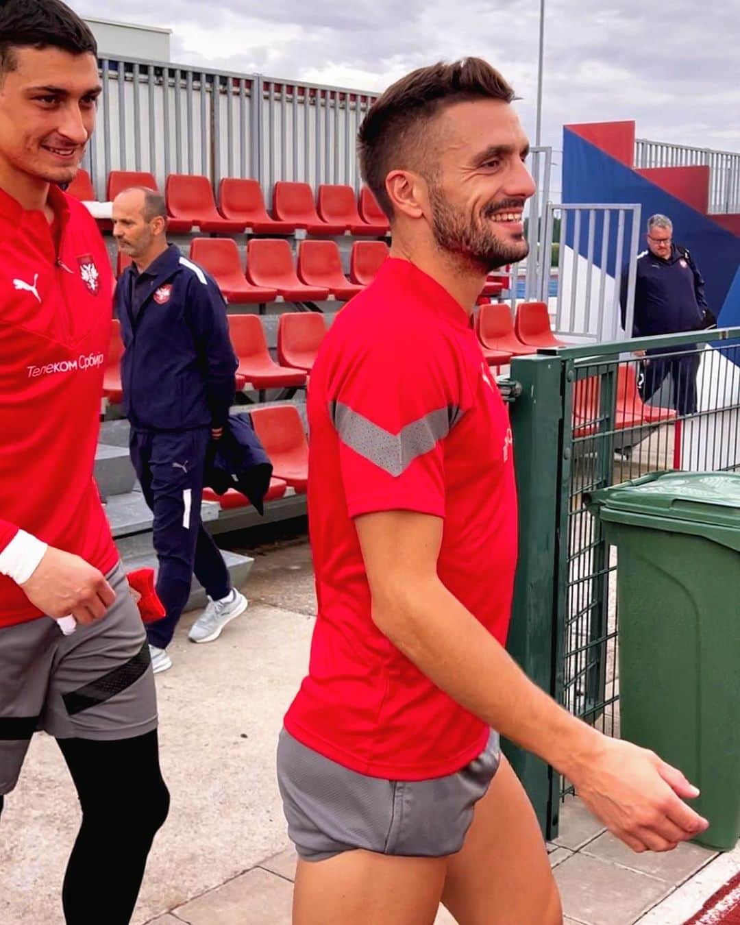 ドゥシャン・タディッチのインスタグラム：「😄🇷🇸」