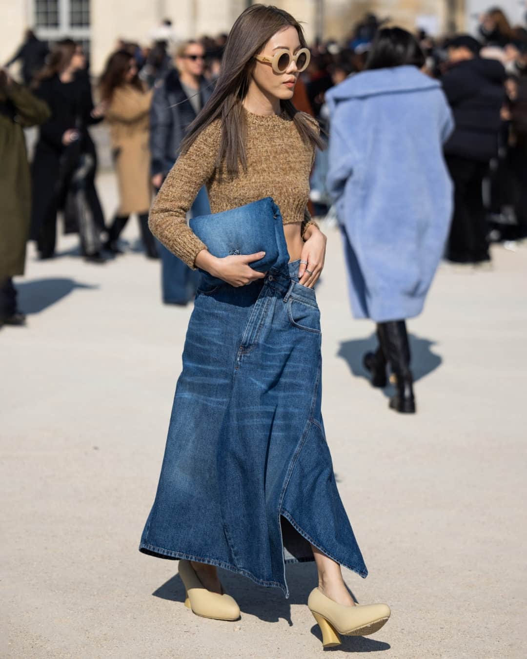 PORTER magazineさんのインスタグラム写真 - (PORTER magazineInstagram)「When it comes to skirts, the silhouette of the season is the maxi. At the link in bio, discover our roundup of designs to add to your forever closet, featuring new styles by @goldsigndenim, @victoriabeckham, @wardrobe.nyc and more.」9月5日 4時00分 - portermagazine
