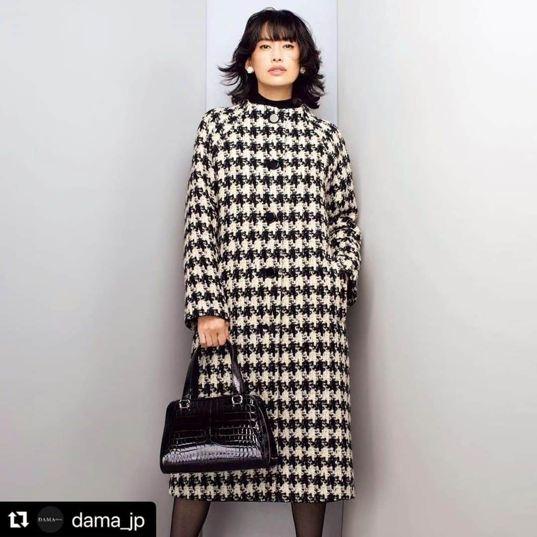 高橋里奈さんのインスタグラム写真 - (高橋里奈Instagram)「#Repost @dama_jp with @use.repost ・・・ 🌹DAMA Premium vol.18🌹2023年秋冬号🌹   モデル高橋里奈さんが纏う、レディスタイルからアイテムをピックアップ✨ @rina.takahashi_  ファンシーツイードとプリントは、DAMA Premium がオーダーしたオリジナル素材です☺  オンラインショップはプロフィールリンクから！ @dama_jp  …… 私のおすすめのコーディネートです🍂 是非ご覧になってくださいね😊  毎日を自分らしくhappyを忘れずにね😄」9月4日 19時07分 - rina.takahashi_