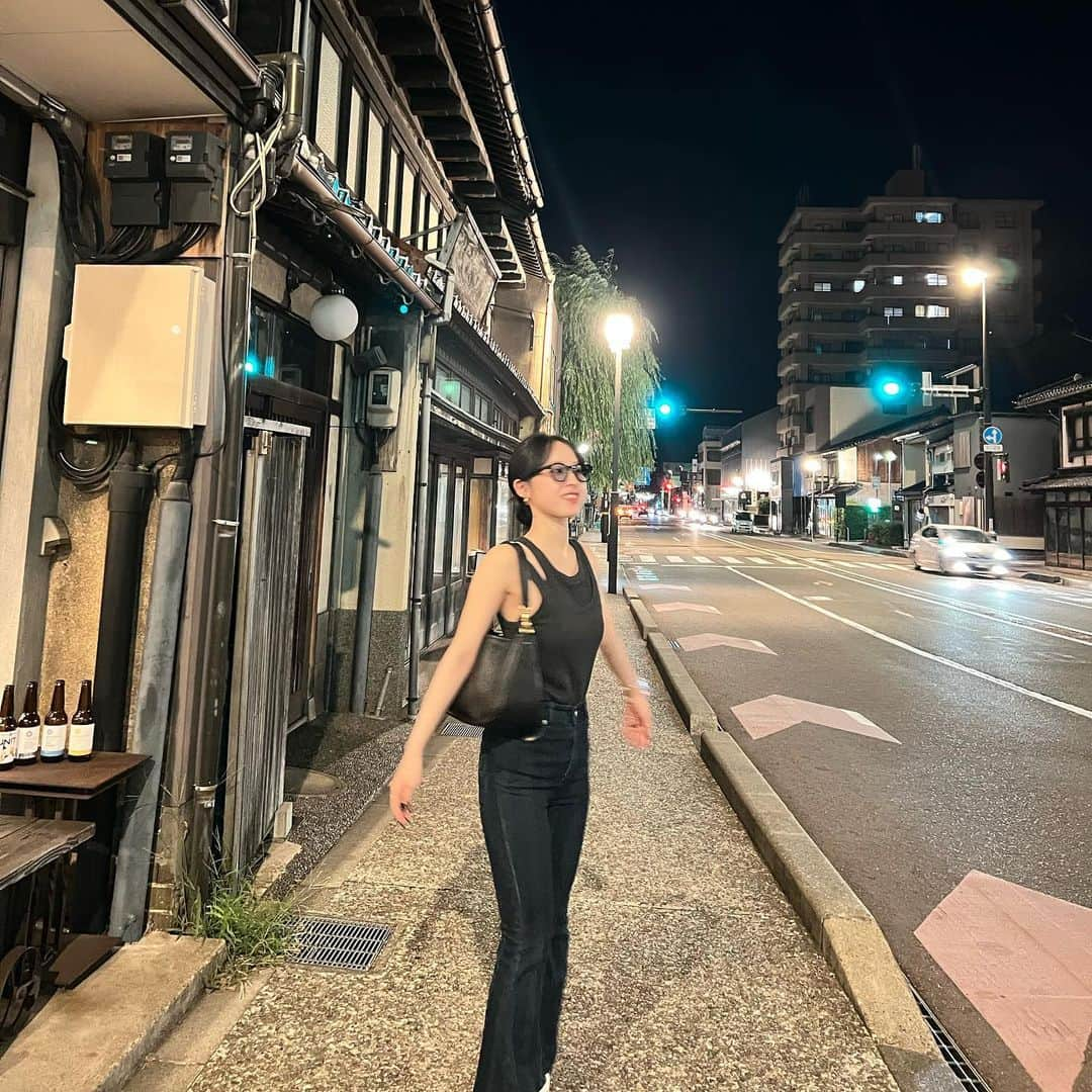 yuanさんのインスタグラム写真 - (yuanInstagram)「金沢旅行楽しかった~❤︎ ・ ・ ・ 📍ひがし茶屋街 📍21世紀美術館 📍兼六園 📍石浦神社 📍近江町市場」9月4日 19時20分 - y_g_006