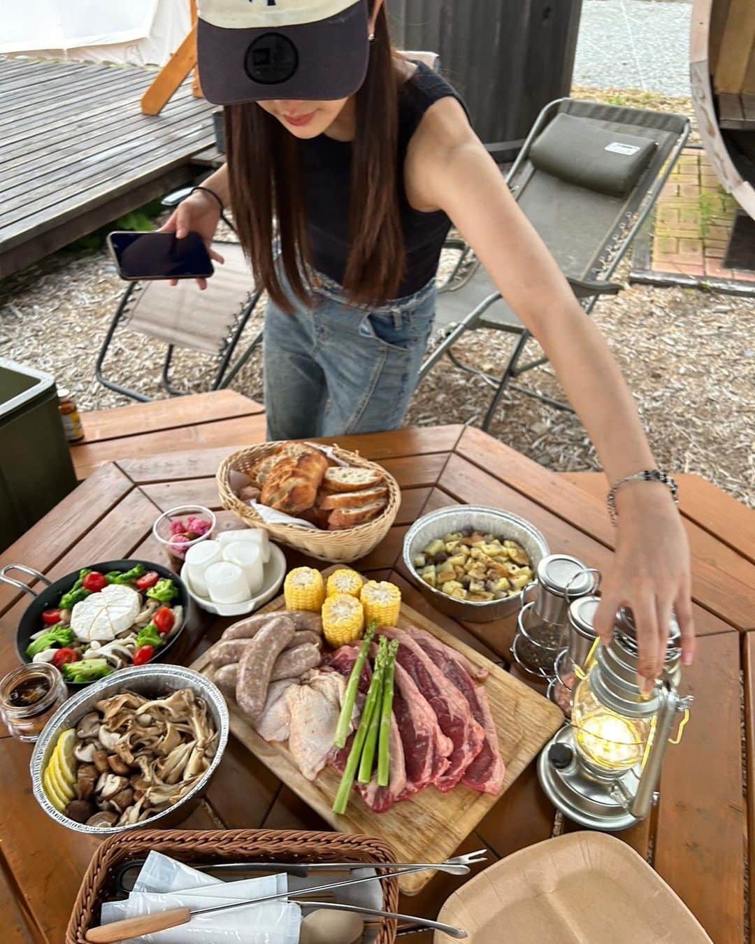 大西陽羽のインスタグラム：「長野でグランピングしてきた🏔´- 部屋の隣にプライベートサウナあっていつでも夜、朝入った⸜🫶🏻⸝‍ サウナさいこー！！🧖‍♀️」