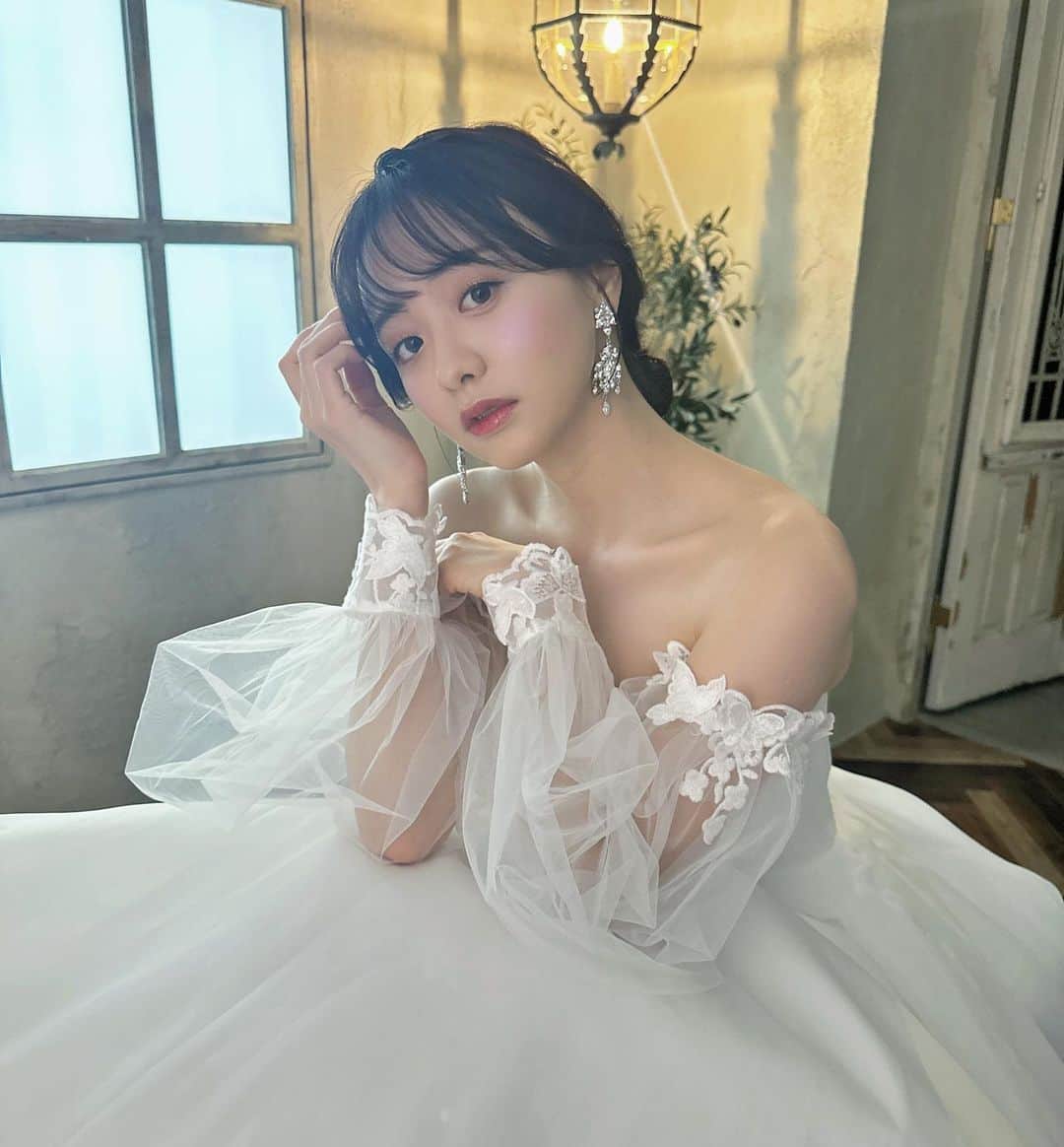森香澄さんのインスタグラム写真 - (森香澄Instagram)「. いっぱい撮っていただいたので、載せちゃう☺️ . #まだ結婚しません #お仕事です」9月4日 19時29分 - mori_kasumi_