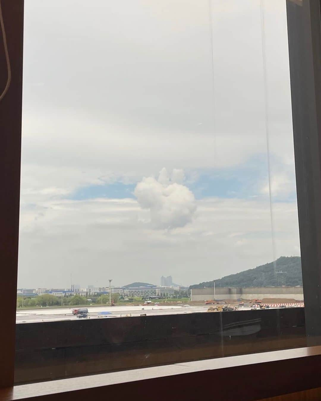 JUNさんのインスタグラム写真 - (JUNInstagram)「☁️」9月4日 19時35分 - junhui_moon