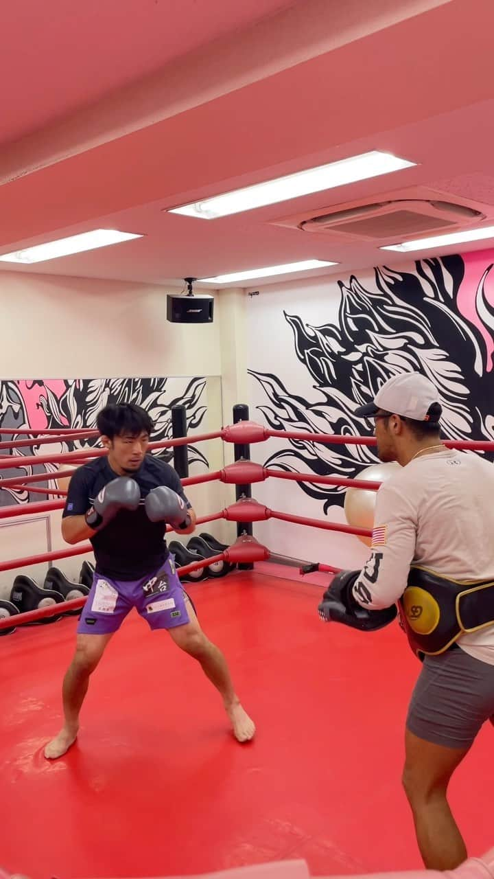 高須将大のインスタグラム：「打撃もやる🔥 - #JHOOD #MMA #パラエストラ柏 #柔術　#ブラジリアン柔術　#グラップリング　#grappling #開腹手術　#抗がん剤 #癌 #ステージ4  #肝臓がん　#抗癌剤　#肝臓癌　#AYA世代　#がん　#癌 #がん　#RIZIN #総合格闘技　#格闘技　#キックボクシング」