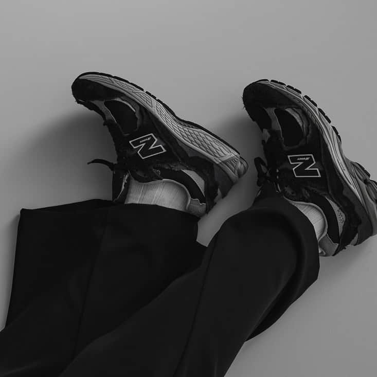 JUN / Yohukasiのインスタグラム：「今年一番履いた #m2002rdj」