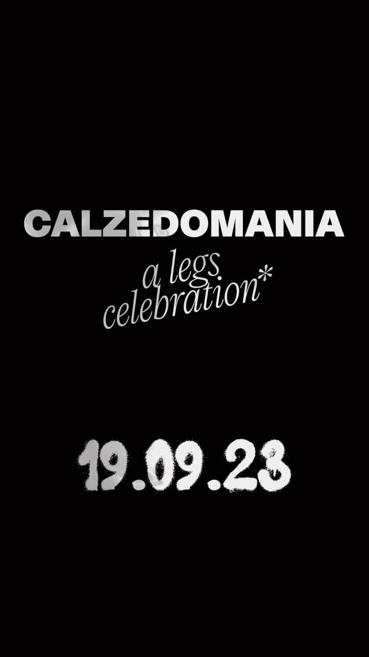 のインスタグラム：「#CalzedoMania is Back ⚡️  Art @biancacedrone」