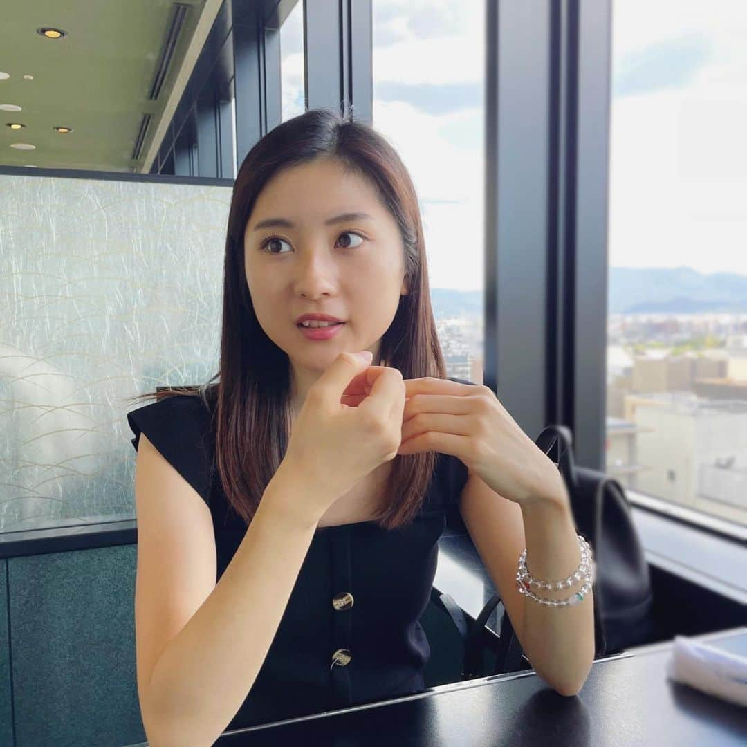 林萌々香さんのインスタグラム写真 - (林萌々香Instagram)「9月になったけどまだまだ暑くて夏気分🍧 そういえばまだスイカ食べてないや🍉」9月4日 19時51分 - momoka_hayashi