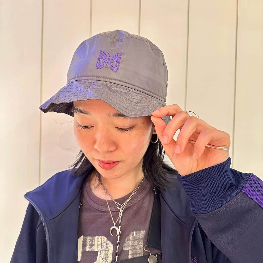 ビームスボーイ原宿さんのインスタグラム写真 - (ビームスボーイ原宿Instagram)「. 〈NEEDLES〉×〈NEW ERA〉×〈BEAMS BOY〉 No：1341-0085 ¥ 11,000 	 (税込価格)	 .	 －－－－－－－－－－－－－－－－－－－－－－－	  いつもご覧頂き誠にありがとうございます。	 通信販売も承っておりますので、	 お気軽にお問い合わせ下さいませ。	 .	 また商品のお問い合わせのみ、	 ダイレクトメッセージにてご質問を承っております。	 .	 ※営業時間のみの返答となりますので、	 お時間がかかる可能性もございます。	 .	 ビームス ボーイ 原宿	  －－－－－－－－－－－－－－－－－－－－－－－	 information:03-5770-5550	 	 #beams	 #beamsboy	 #ビームス	 #ビームスボーイ	 #tokyo	 #harajuku	 #beamsboyharajuku」9月4日 20時02分 - beams_boy_official