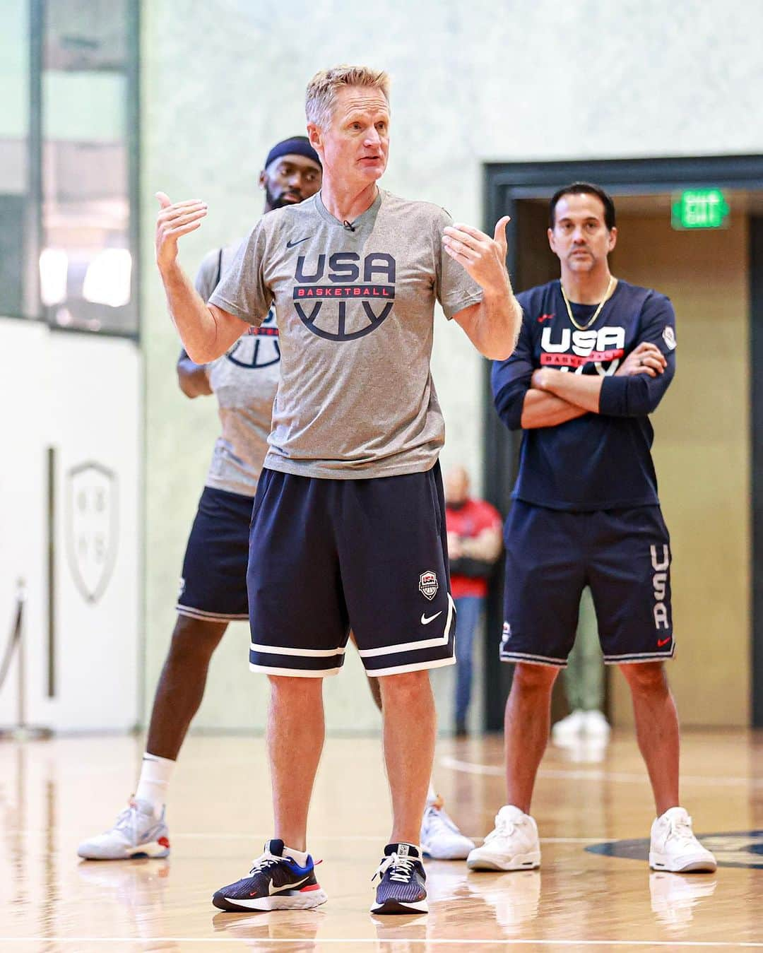 NBAさんのインスタグラム写真 - (NBAInstagram)「A new day. It’s back to work.   🇺🇸 #USABMNT #WinForUSA」9月4日 20時03分 - nba