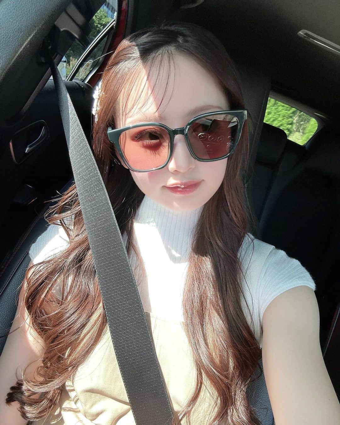 立花琴未さんのインスタグラム写真 - (立花琴未Instagram)「⁡ ⁡ ドライブしてきました 🚗🐾 ちなみにわたくし運転できるのです🫣  そして珍しくおデコ出し👶🏻 ⁡ #ドライブ #ドライブの日 #drive #サングラス #サングラス女子 #サングラスコーデ #休日の過ごし方 #自撮り #セルカ #gucci #ootd #오오티디 #데일리 #셀카 #팔로우」9月4日 20時14分 - kotomi_5chan