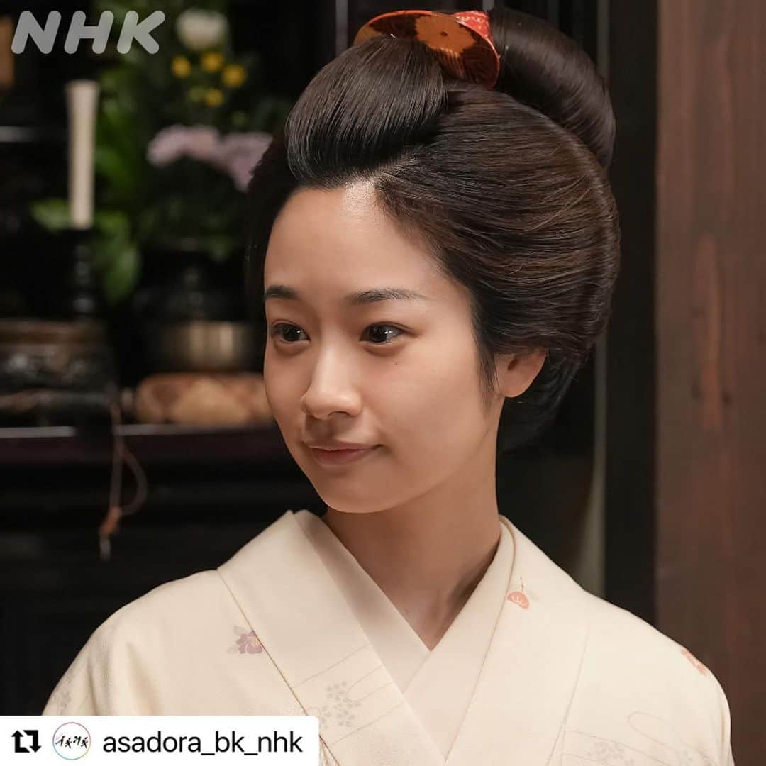 藤間爽子のインスタグラム：「10月2日スタート 連続テレビ小説『ブギウギ』👘💃  #Repost @asadora_bk_nhk with @use.repost ・・・ 【ブギウギ登場人物紹介】 💃タイ子：藤間爽子  大阪・福島の芸者の娘。鈴子とは同じ小学校。転校してきた鈴子に最初に話しかけ、それ以来、一番の仲良し。  #藤間爽子 #タイ子ちゃん #ブギウギ #朝ドラ #10月2日スタート」